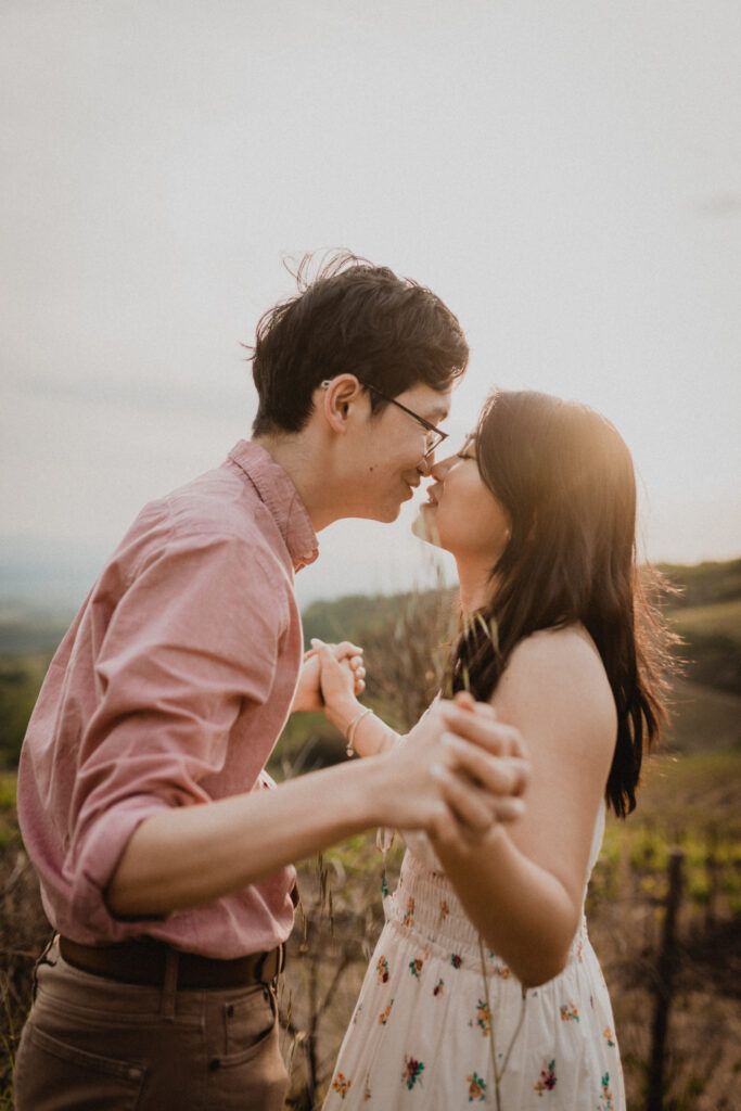 couple photoshoot in chianti