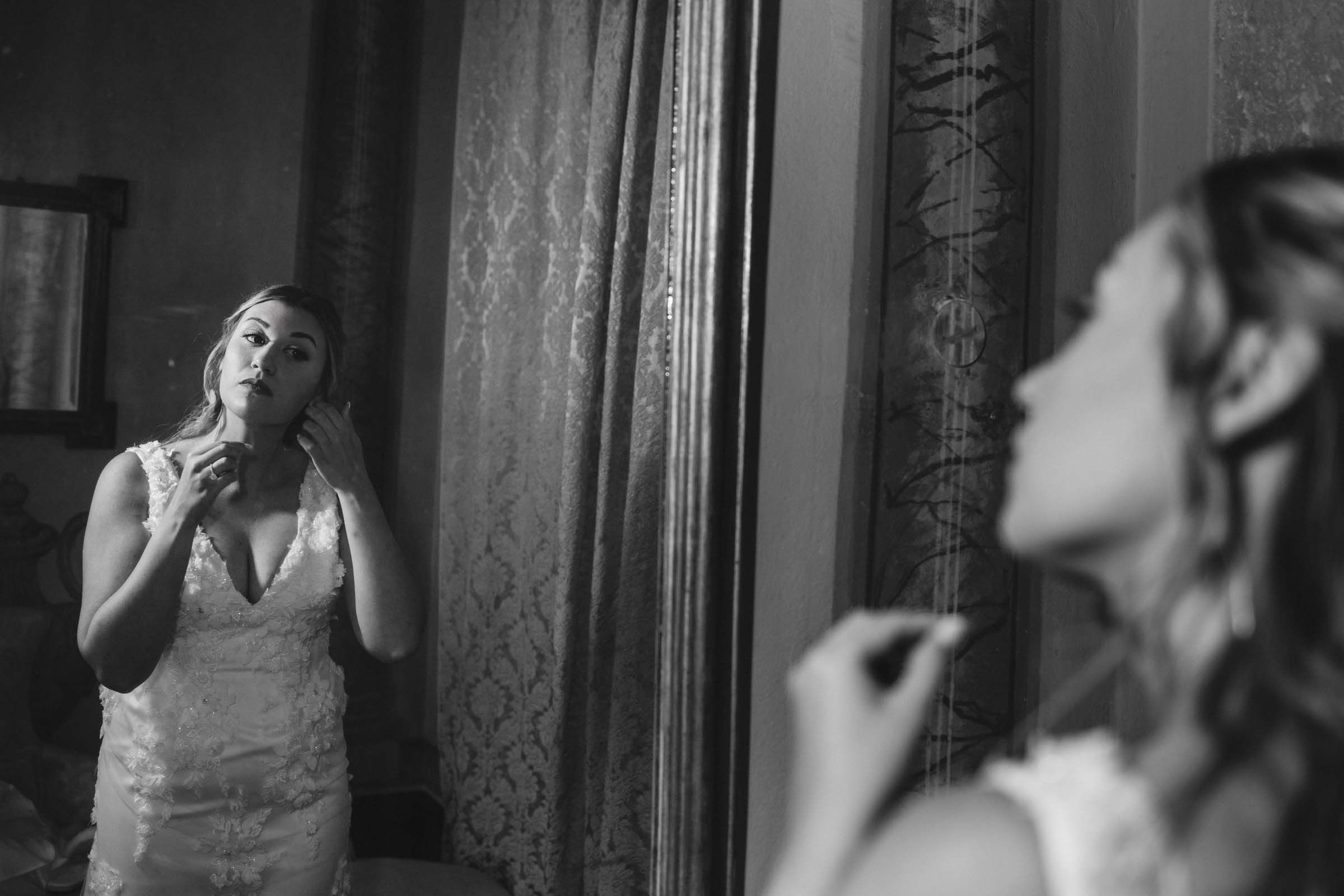 elopement at villa sermolli, bride portrait, the unseen photography