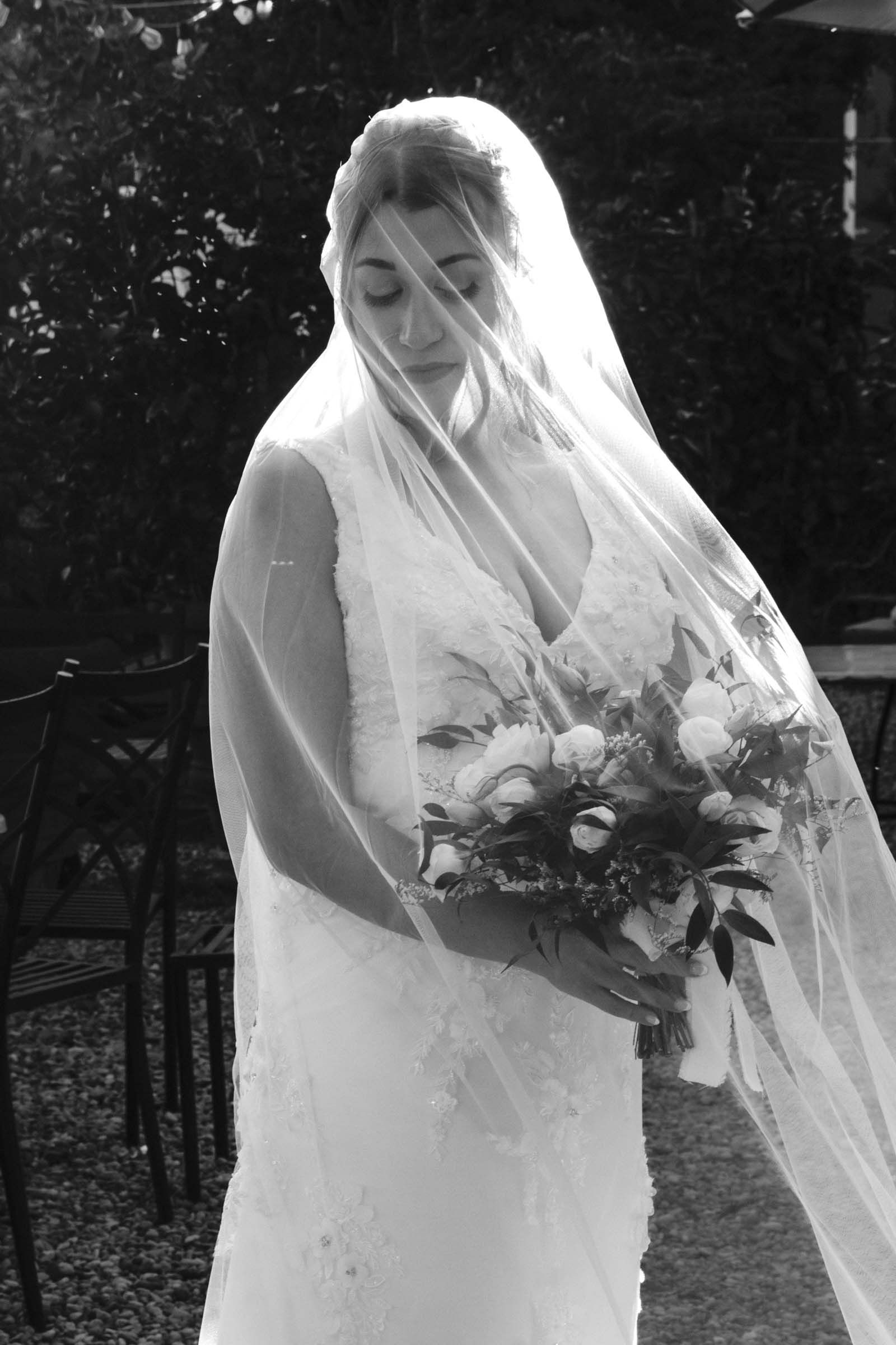 elopement bride portrait at villa sermolli, pisa, tuscany