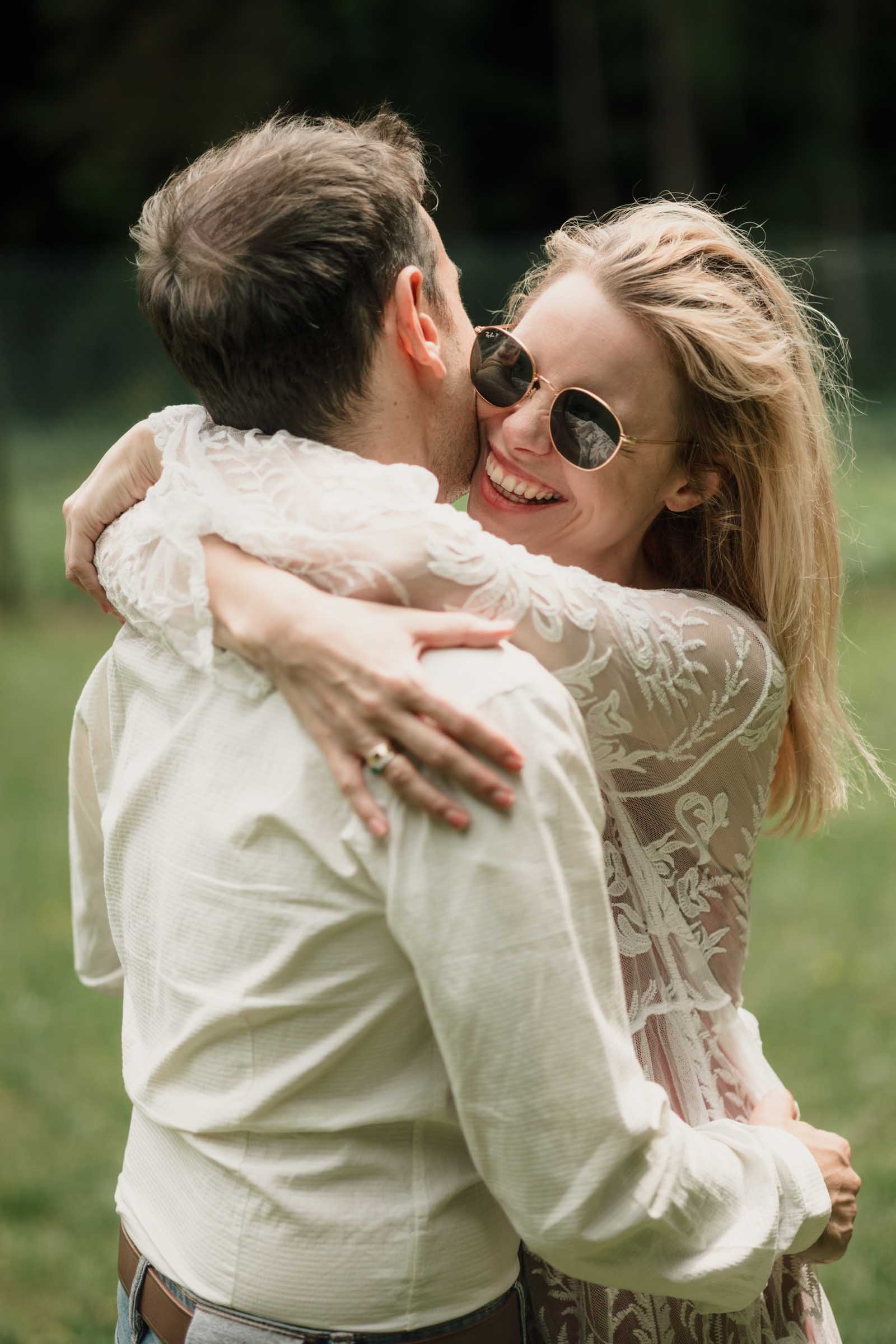 dolomiti lake couple photoshoot