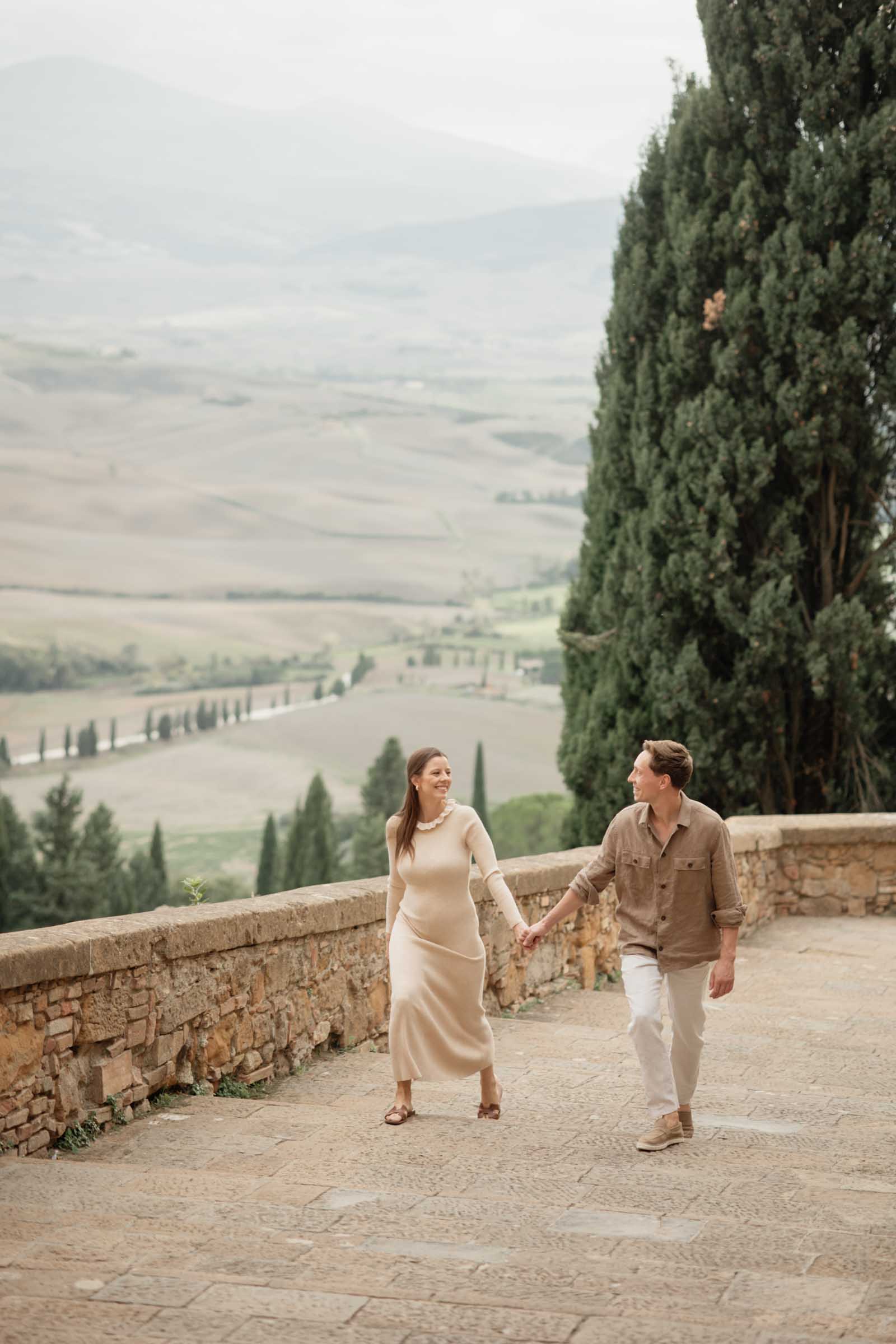 maternity photo session val d'orcia, tuscany