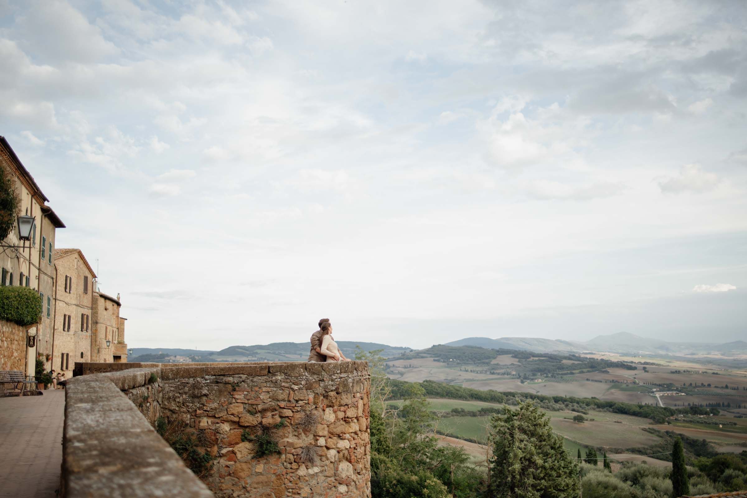 maternity photo session in val d'orcia