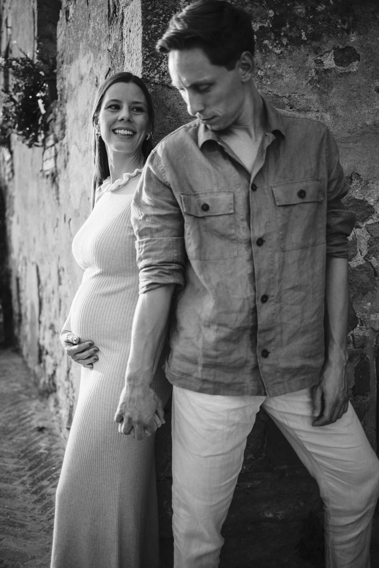 maternity photo session in val d'orcia