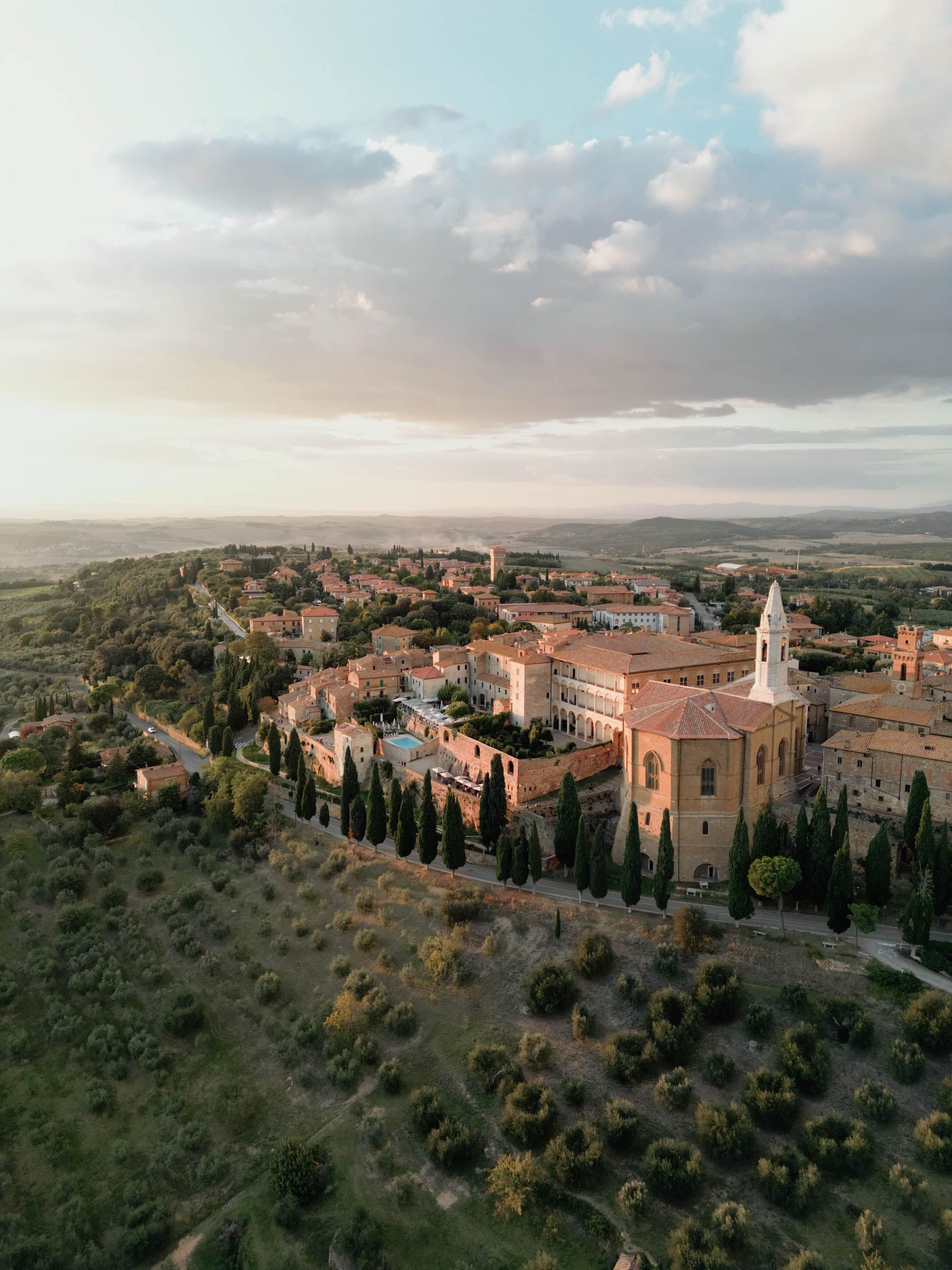 maternity photo session in val d'orcia