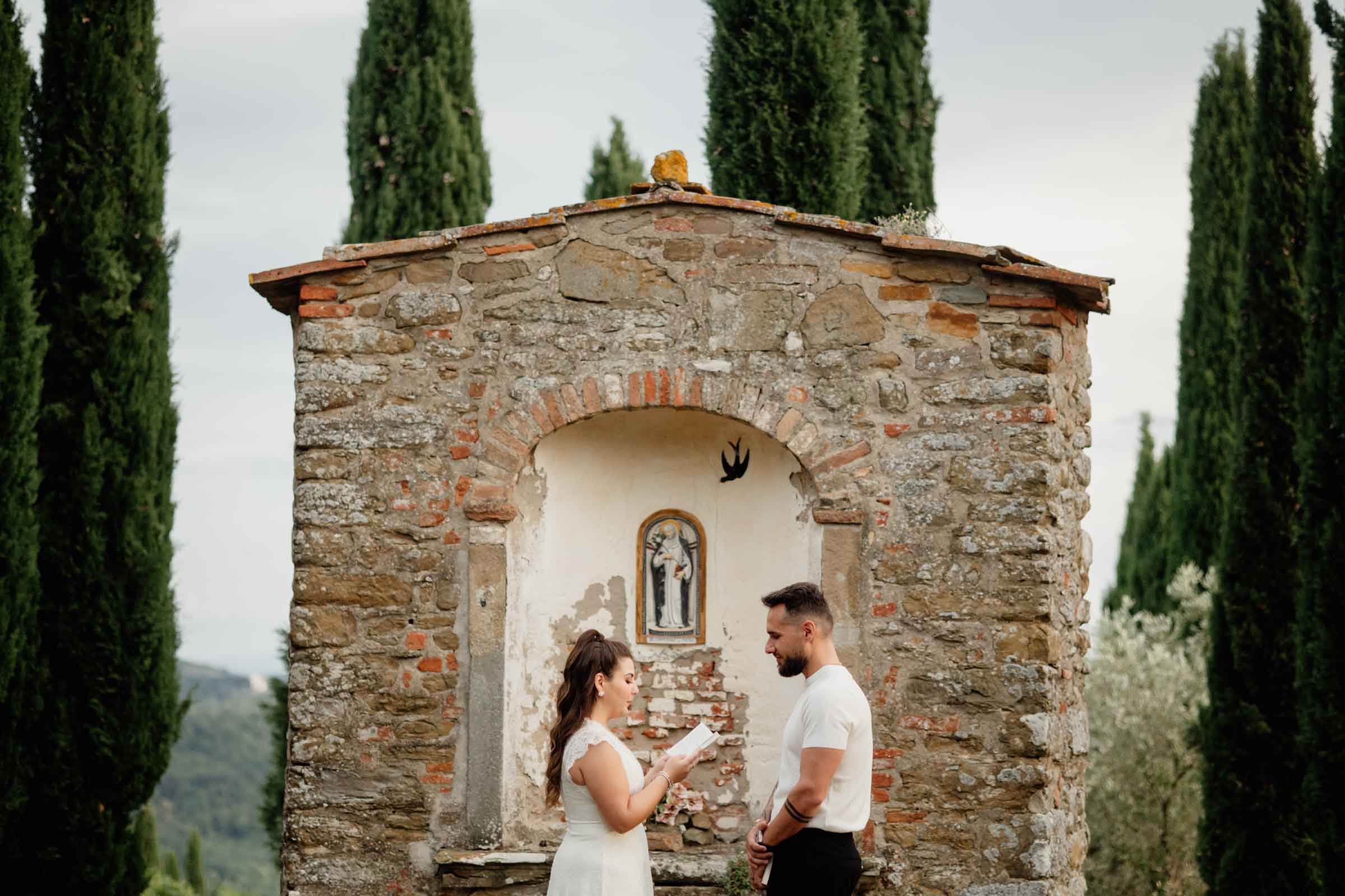 elopement in chianti, tuscany