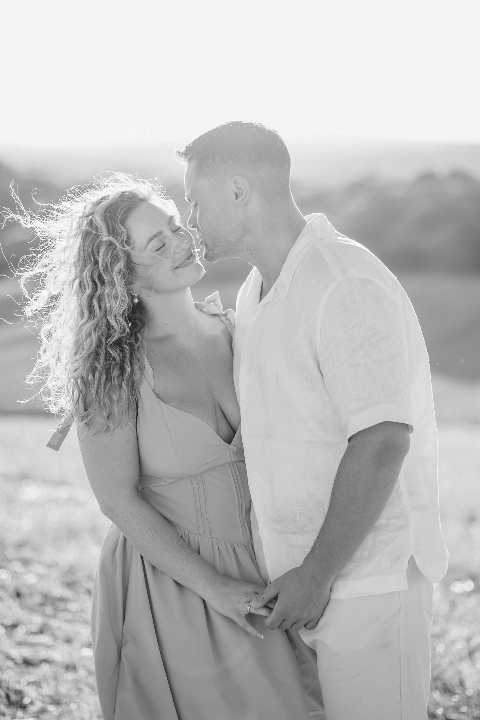pre-wedding photoshoot in siena countryside